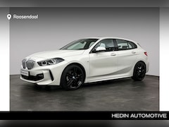BMW 1-serie - 118i High Executive M-Sport | Glazen panoramadak | Hi-Fi | PDC voor en achter | Grootlicht