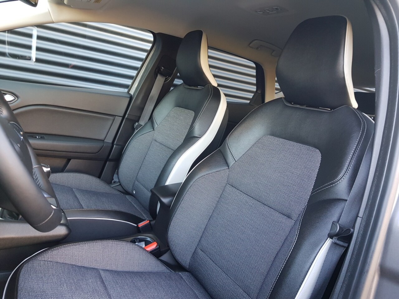 Renault Captur - 1.0 TCe Intens 1.0 TCe Intens