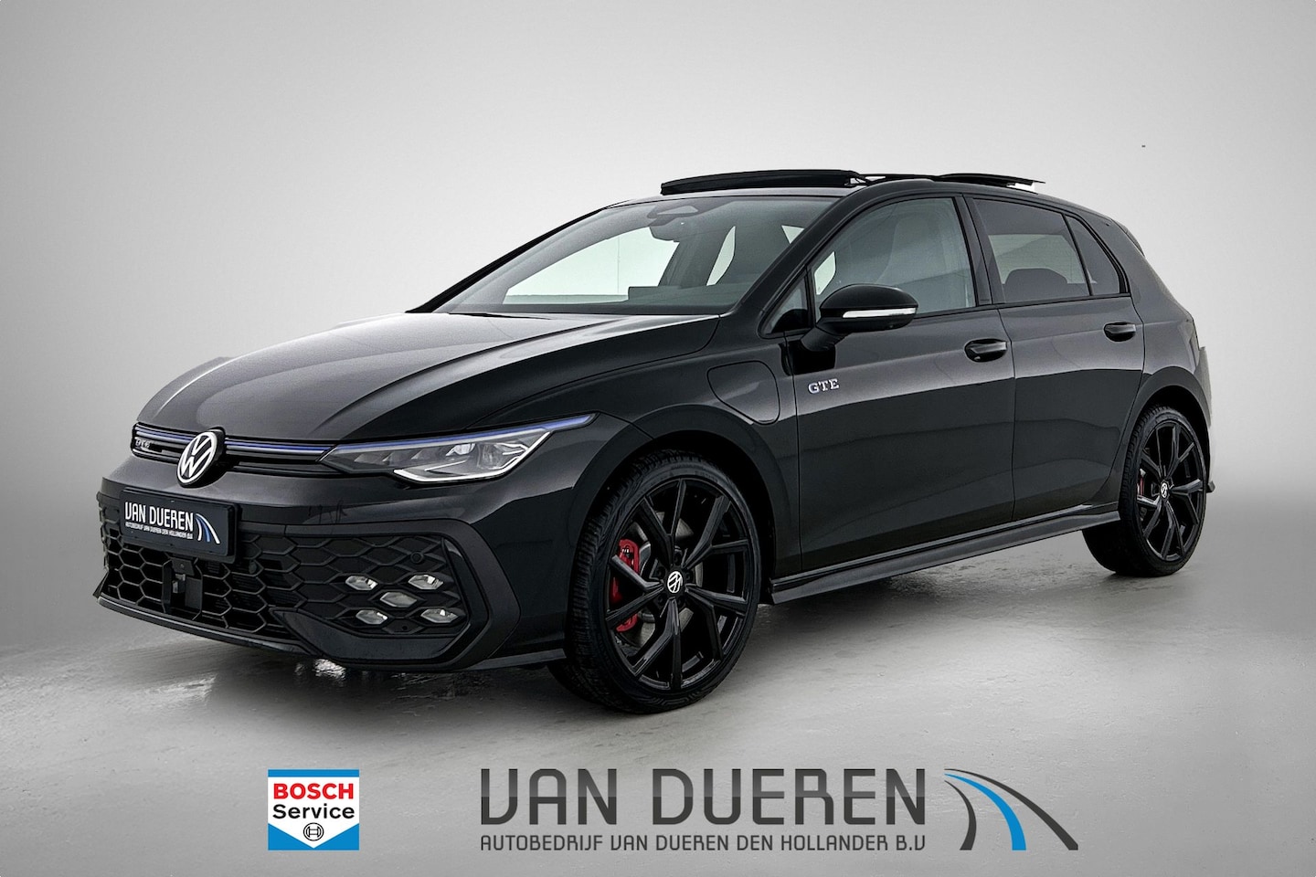 Volkswagen Golf - 1.5 eHybrid GTE Blackstyle, Pano, 19" Carplay, 360* Camera - AutoWereld.nl