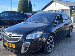 Opel Insignia Sports Tourer - 2.8 Turbo OPC 326PK 4X4 2011 Handgeschakeld