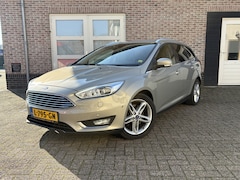Ford Focus Wagon - 1.5 Titanium 150PK Edition Navi Leder Lees tekst
