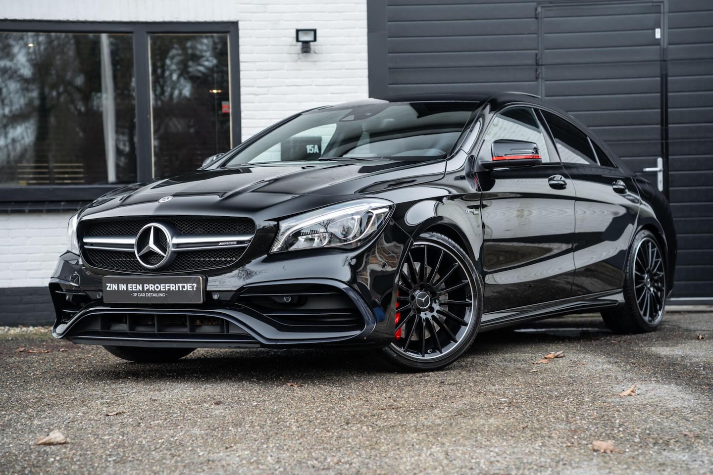 Mercedes-Benz CLA-Klasse - AMG 45 4MATIC Pano UNIEK Nieuwstaat - AutoWereld.nl