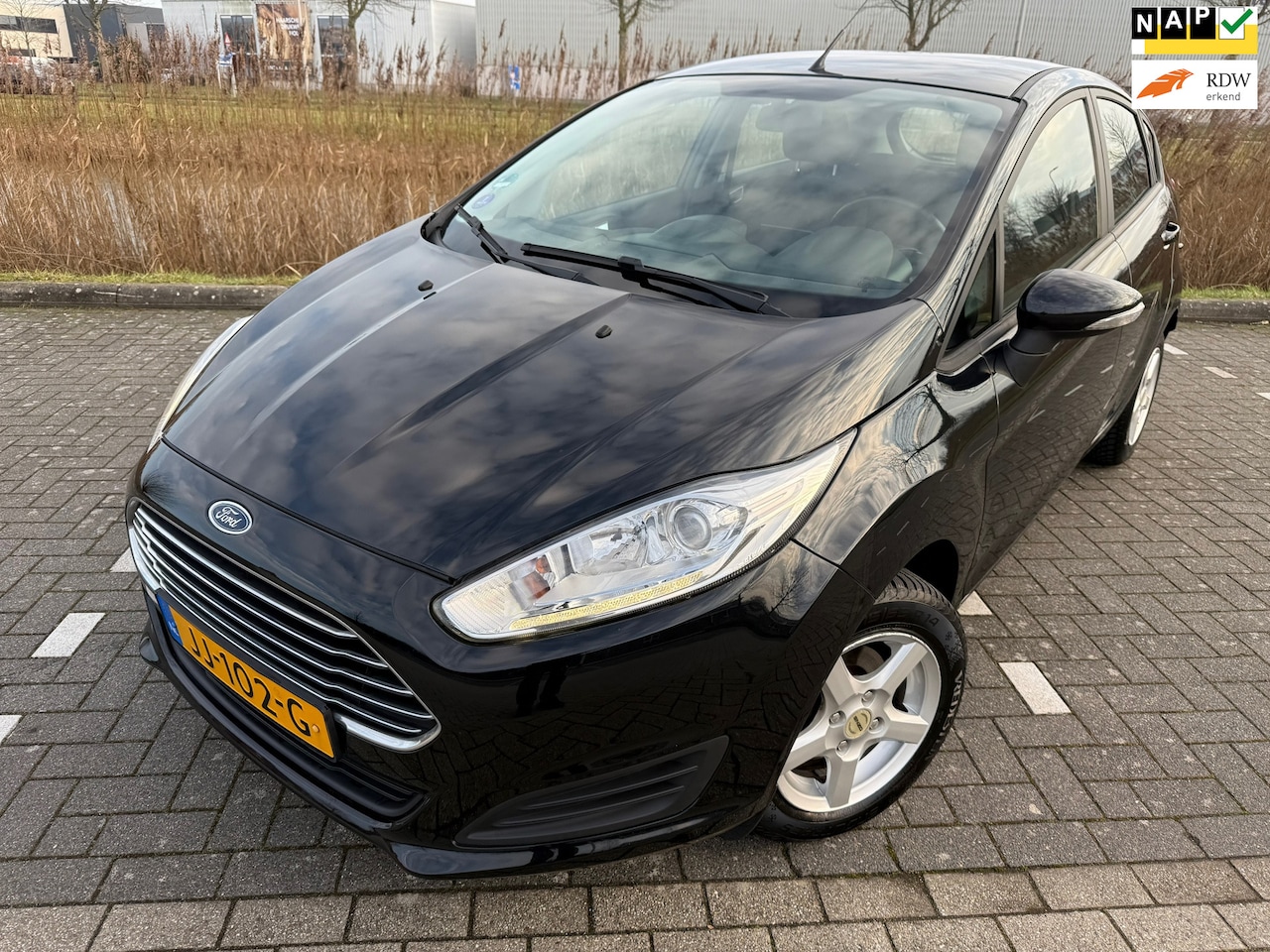 Ford Fiesta - 1.0 Style*AIRCO*NEW APK*NAP*ELKT-RAAM*NAVI - AutoWereld.nl