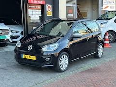 Volkswagen Up! - 1.0 high up 5 Deurs Navi Airco PDC