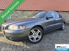 Volvo S60 - 2.4 Momentum | Lpg | Zuinig rijden