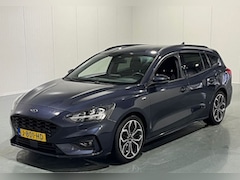 Ford Focus Wagon - Hybrid 125pk ST Line Business I 18 Inch I Winterpack I Park Pack