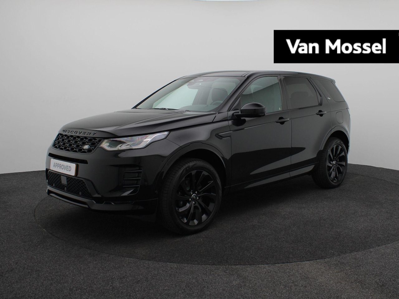 Land Rover Discovery Sport - 1.5 P270e PHEV Dynamic Edition | el. Trekhaak | Panoramadak | 20" zwarte wielen | Surround - AutoWereld.nl