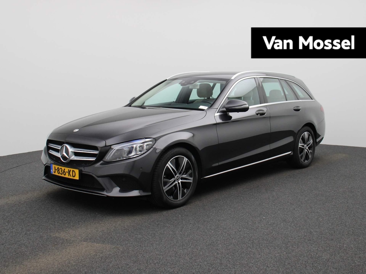 Mercedes-Benz C-klasse Estate - 200 Business Solution AMG | Leder | Parkeersensoren | Achteruitrijcamera | Stoelverwarming - AutoWereld.nl