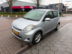 Daihatsu Sirion 2 - 1.0-12V Premium