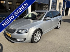 Skoda Octavia Combi - 1.6 TDI Greenline Businessline CLIMA/NAVI/CRUISE/DEALER OND./NL AUTO