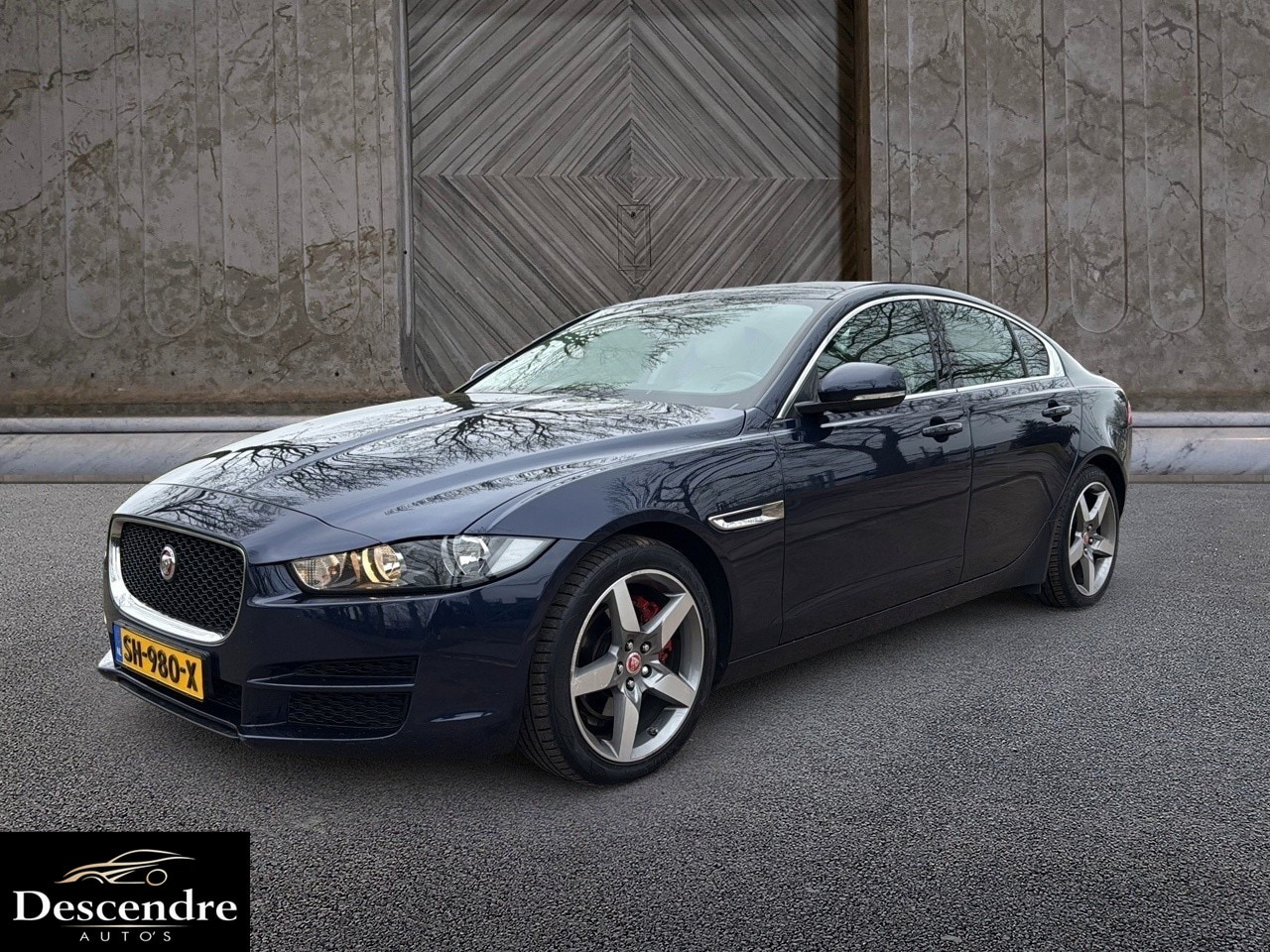 Jaguar XE - 2.0 D Prestige Pro Edition nieuwe dis.ketting - AutoWereld.nl