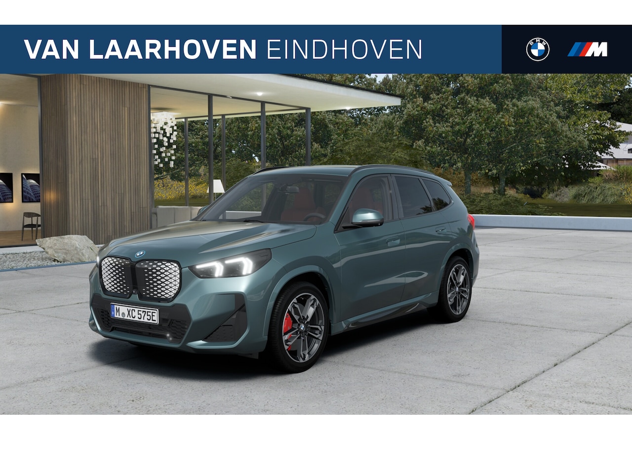 BMW iX1 - eDrive20 M Sport / Sportstoelen / Adaptieve LED / M Adaptief onderstel / Achteruitrijcamer - AutoWereld.nl