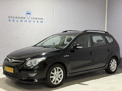 Hyundai i30 CW - 1.4i i-Motion // TREKHAAK // CLIMA // CRUISE