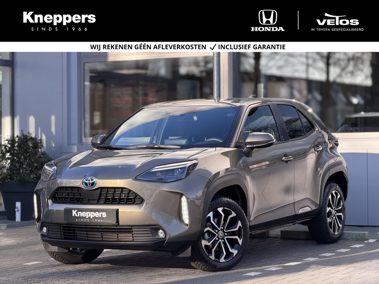 Toyota Yaris Cross - 1.5 Hybrid Style | GEEN AFLEVERKOSTEN |  Elektrische achterklep, Parkeersensoren, Dodehoek - AutoWereld.nl