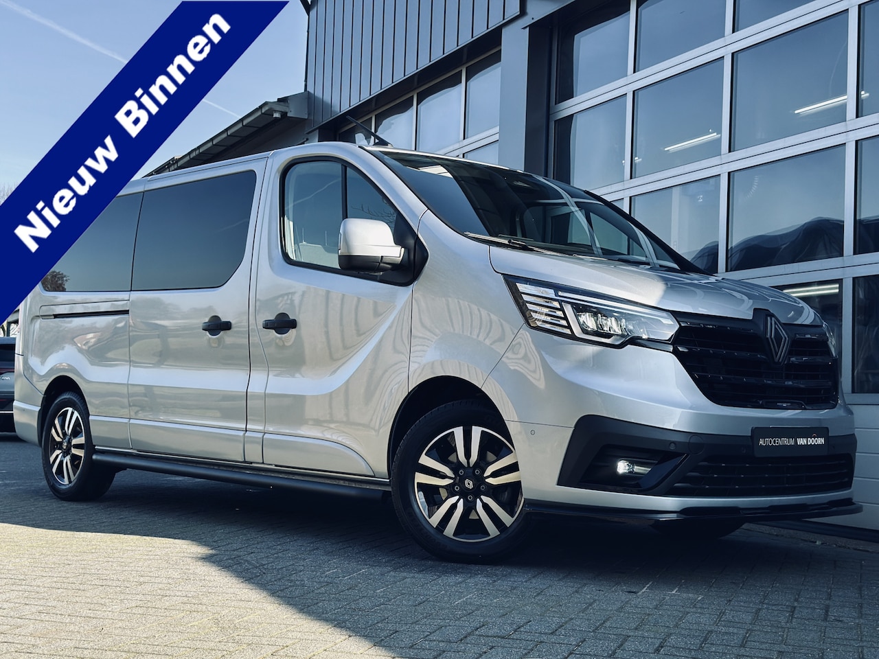 Renault Trafic - 2.0 Blue DCi | 150pk | Automaat | Lang | BPM vrij | Anniversary | LED | Navi | Camera | Tr - AutoWereld.nl