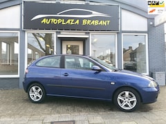 SEAT Ibiza - 1.4-16V Sport/ AIRCO/ AUX/ 15 INCH/ DISTR VV 2023/ MEENEEMPRIJS
