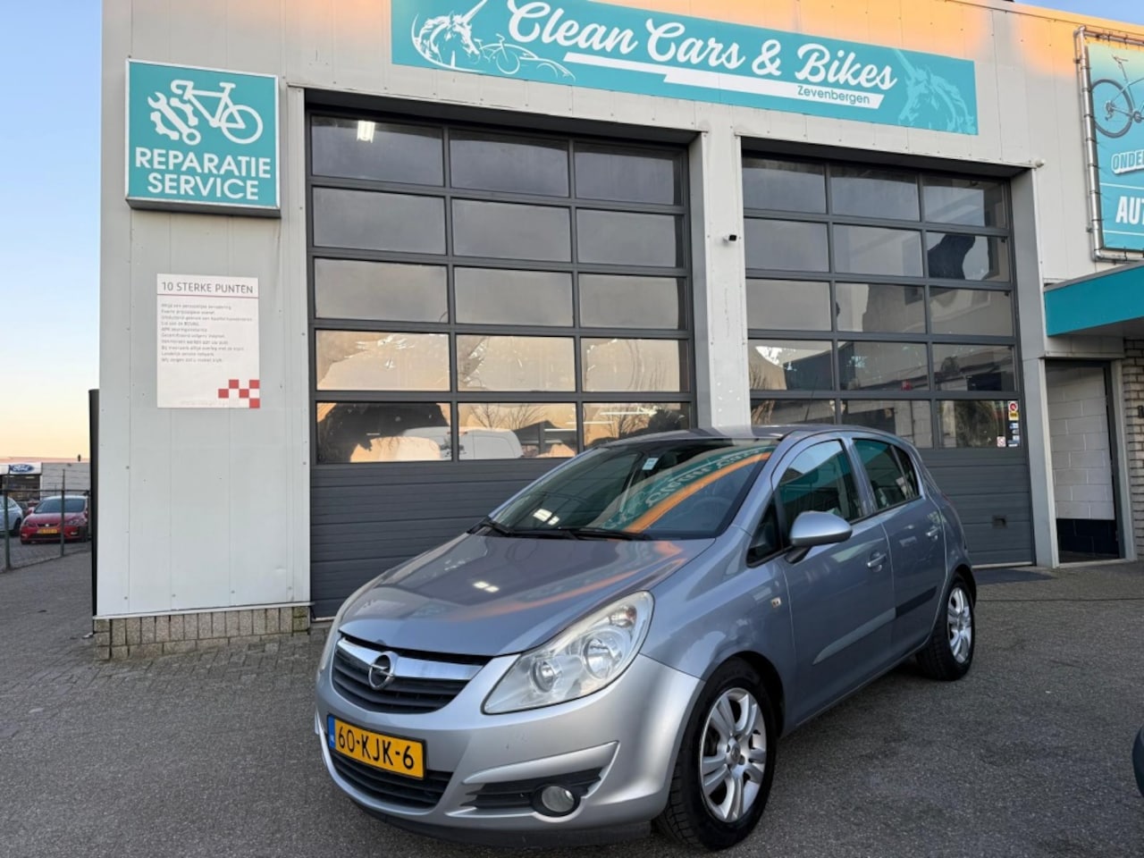 Opel Corsa - 1.4-16V Enjoy 1.4-16V Enjoy - AutoWereld.nl