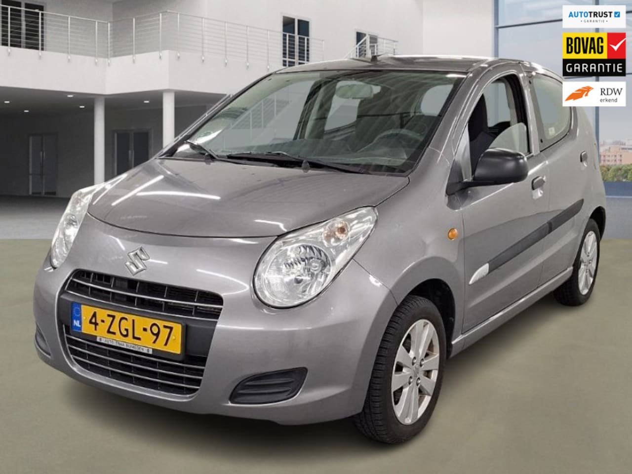 Suzuki Alto - 1.0 Celebration EASSS 1.0 Celebration EASSS - AutoWereld.nl