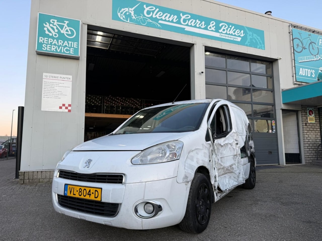 Peugeot Partner - 122 1.6 HDI L1XT Pr+ - AutoWereld.nl