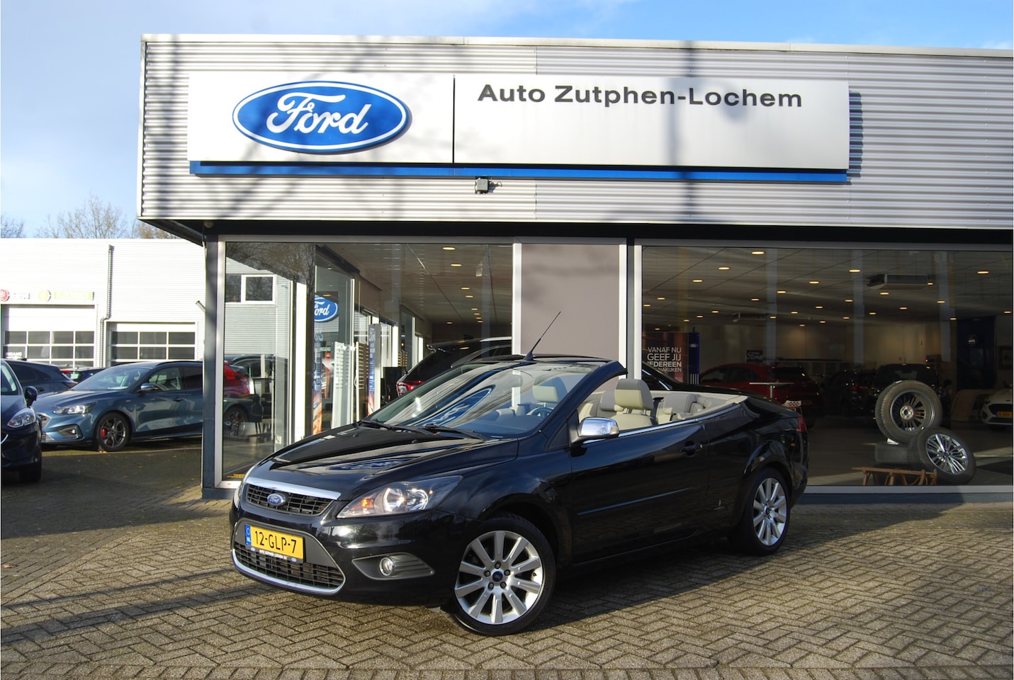 Ford Focus Coupé-Cabriolet - 2.0 Titanium 1e EIGENAAR | DEALER ONDERHOUDEN | LEDER | STOEL/VOOORRUITVERWARMING - AutoWereld.nl