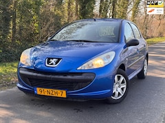 Peugeot 206 - 1.1 XR | Nieuwe APK |