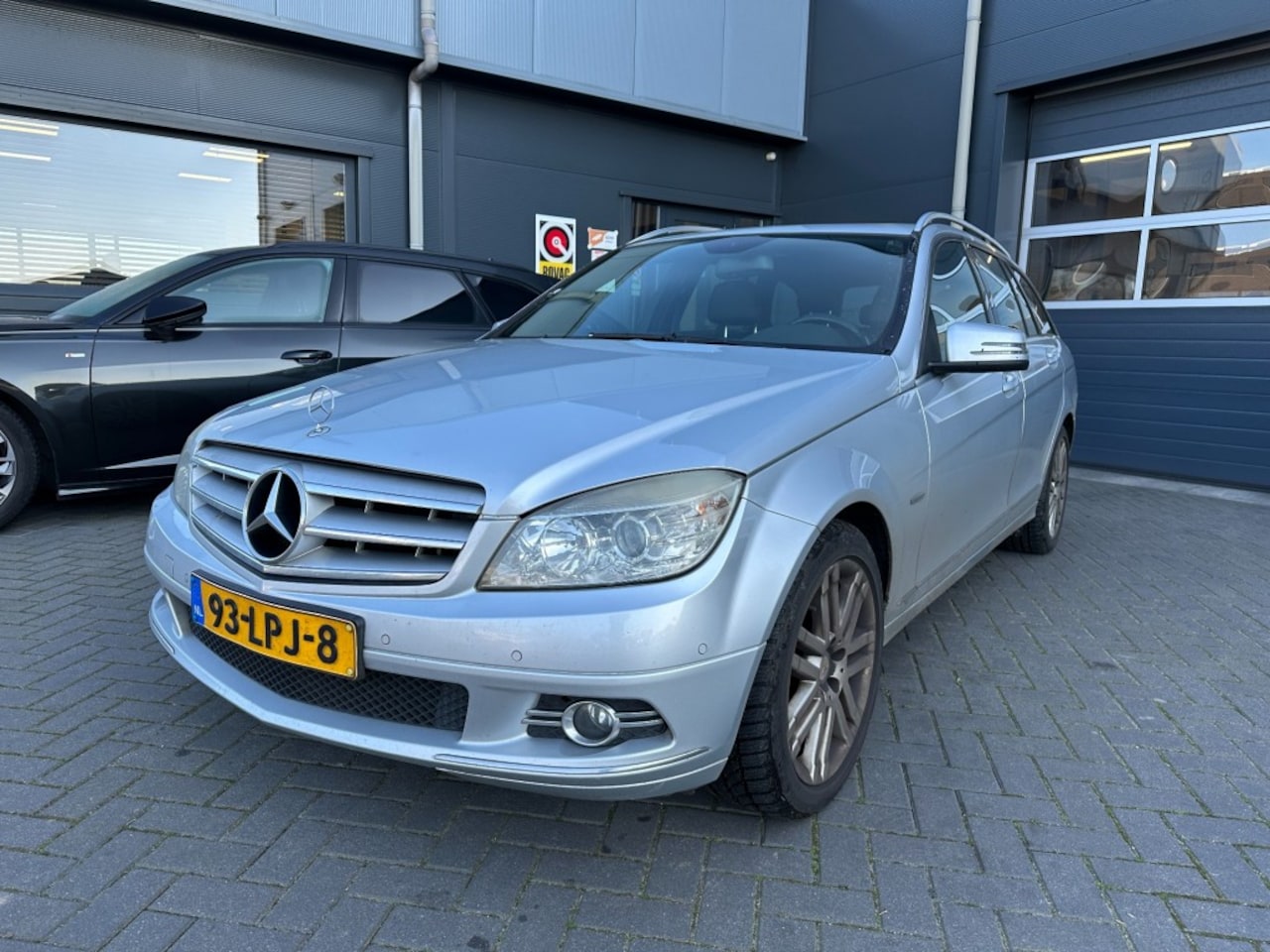 Mercedes-Benz C-klasse - 2.2 CDI met trekhaak, airco, cruise control - AutoWereld.nl