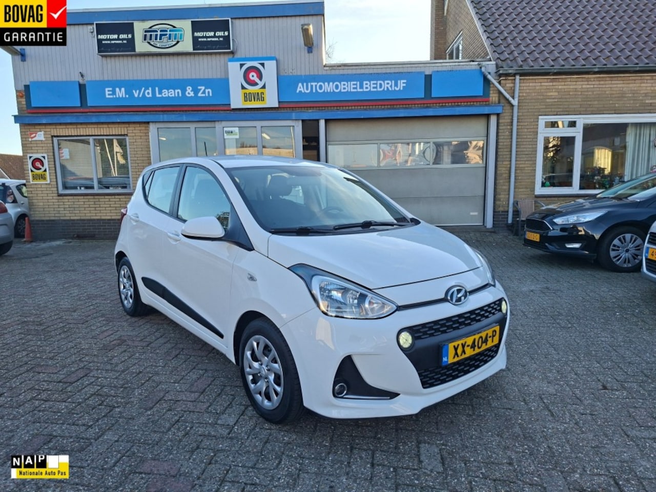 Hyundai i10 - 1.0i Comfort RADIO/AIRCO/NAVI/CRUISE/ELEC.RAMEN V+A/PDC