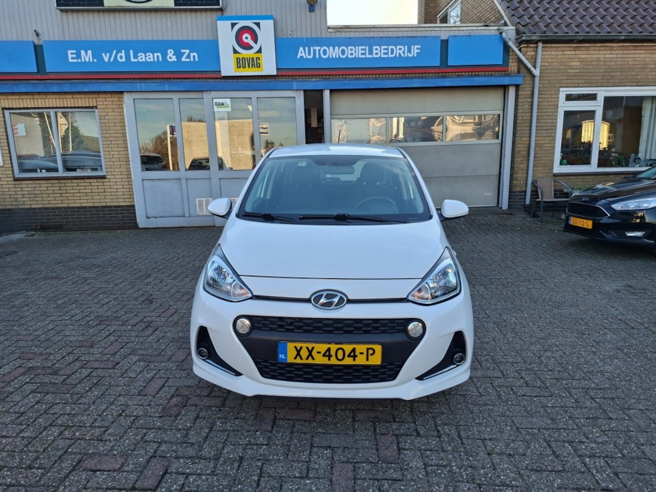 Hyundai i10 - 1.0i Comfort RADIO/AIRCO/NAVI/CRUISE/ELEC.RAMEN V+A/PDC