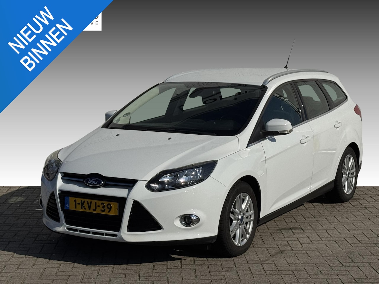 Ford Focus Wagon - 1.0 EcoBoost Titanium NL-AUTO | GOED ONDERHOUDEN | NAVI - AutoWereld.nl