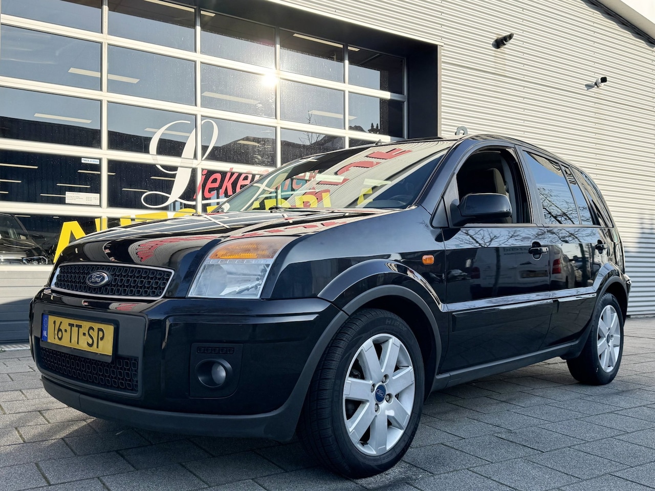 Ford Fusion - 1.4-16V Futura - Airco I Comfort pakket I Sport velgen I Nieuwe APK 02-2027 - AutoWereld.nl