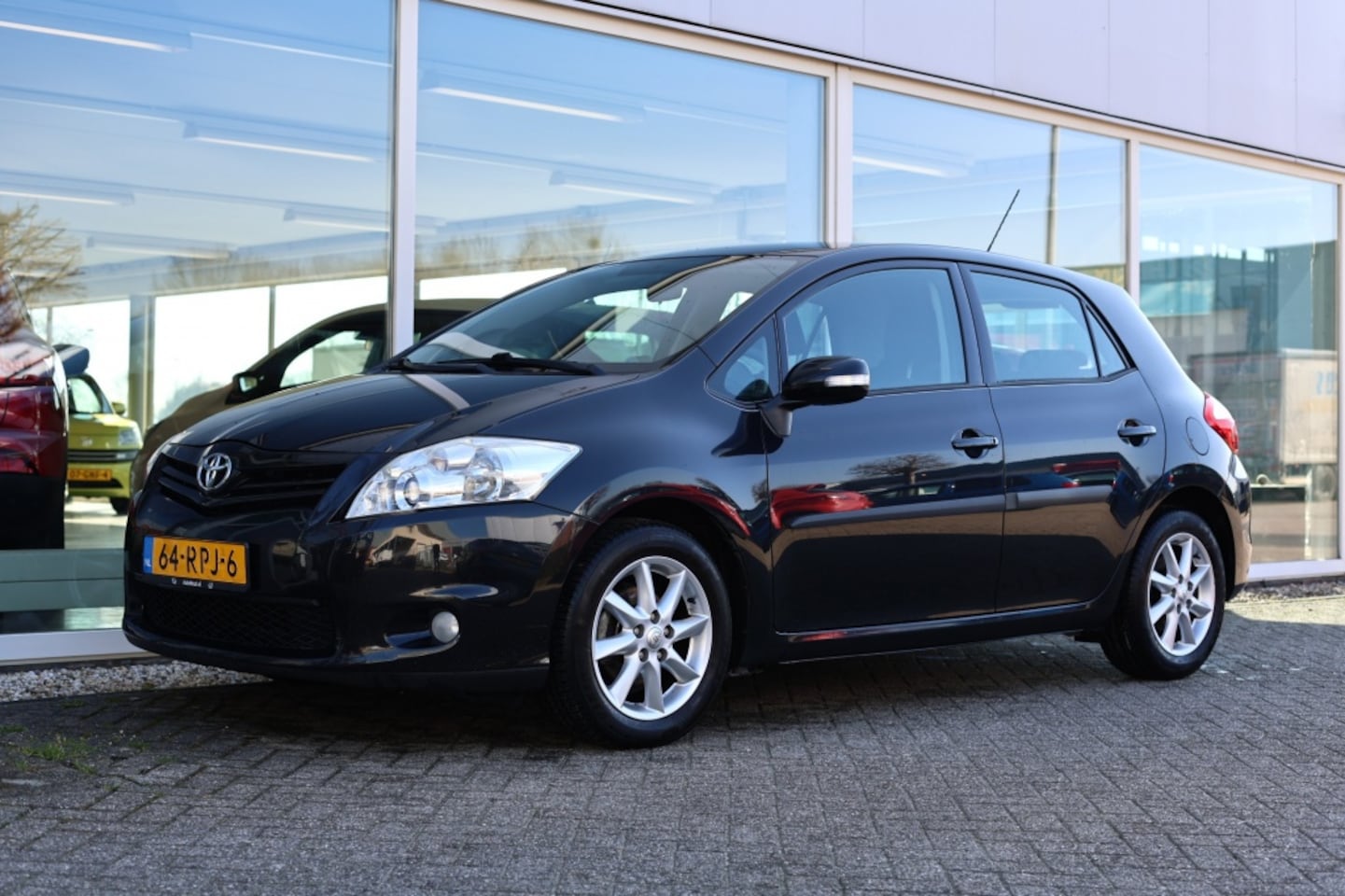 Toyota Auris - 1.6i Aspiration 5-drs - AutoWereld.nl