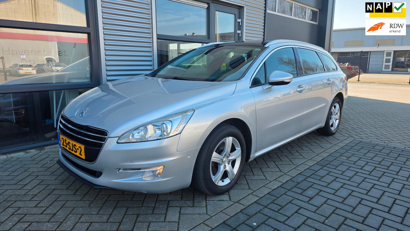 Peugeot 508 SW - 1.6 THP Blue Lease Executive 1.6 THP Blue Lease Executive - AutoWereld.nl