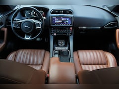 Jaguar F-Pace - 2.0 Portfolio AWD 25t PANO I CRUISE I AFN. TREKH. I LEDER I KEYLESS I MERIDIAN I ZOM&WIN B