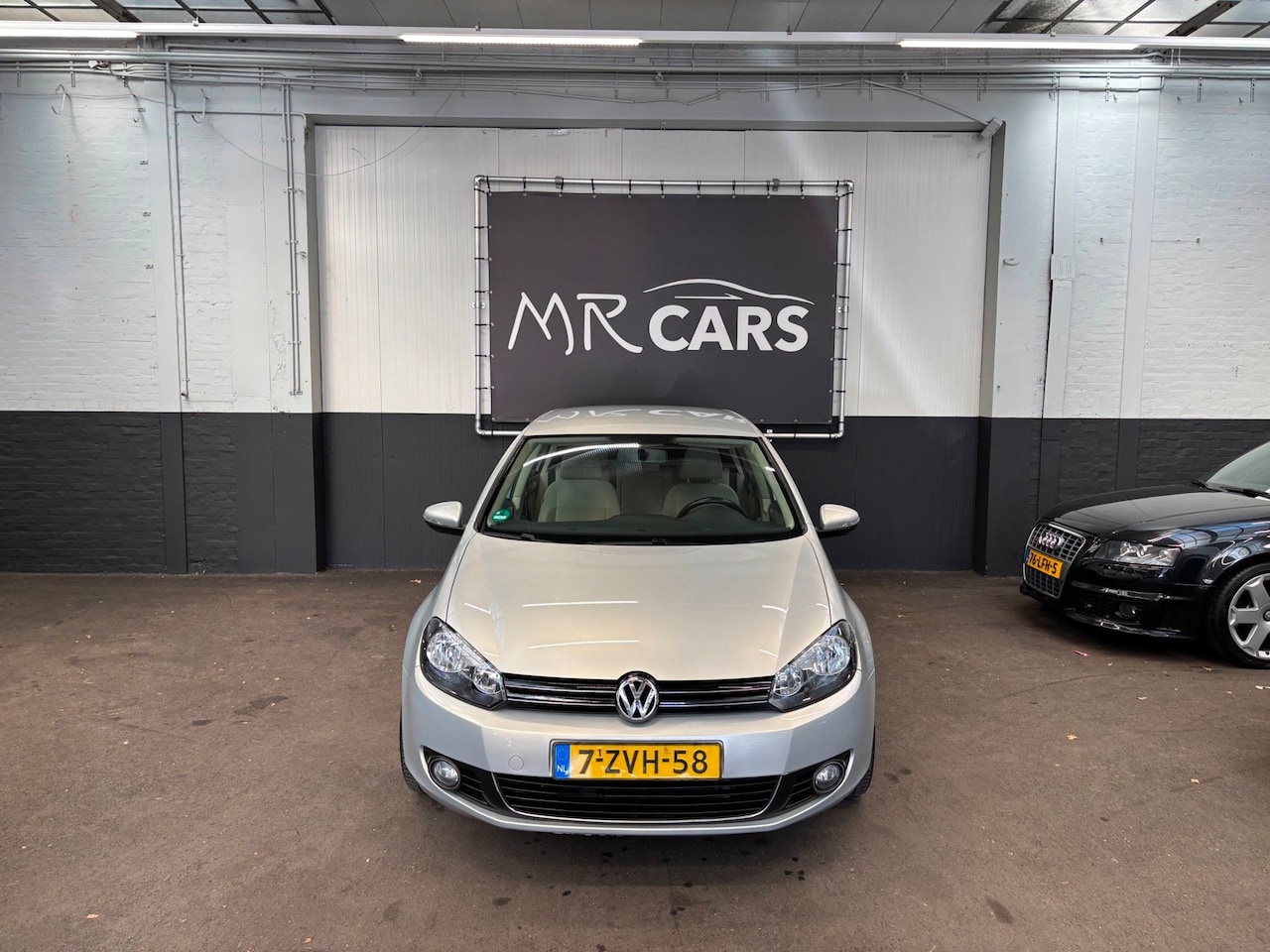 Volkswagen Golf - 1.4 TSI Trendline DSG Handel of Export - AutoWereld.nl