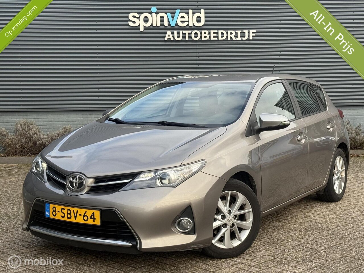 Toyota Auris - 1.3 Aspiration - Camera - Cruise - Navi - - AutoWereld.nl