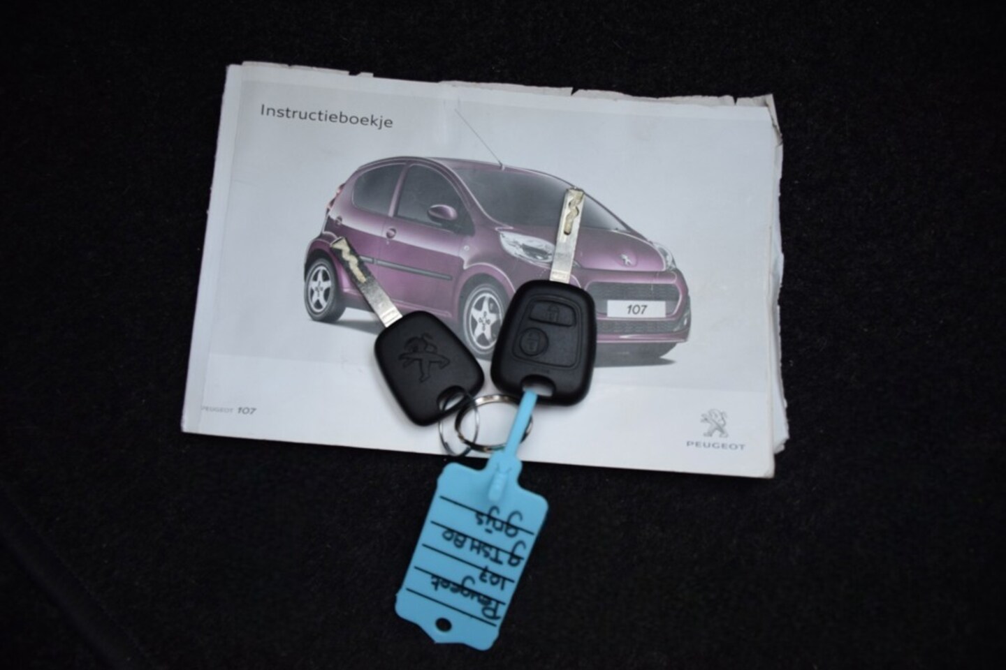 Peugeot 107 - 1.0 Active 1.0 Active, Airco, NL auto, NAP, zeer lage km stand, In nette staat zowel interieur als ex