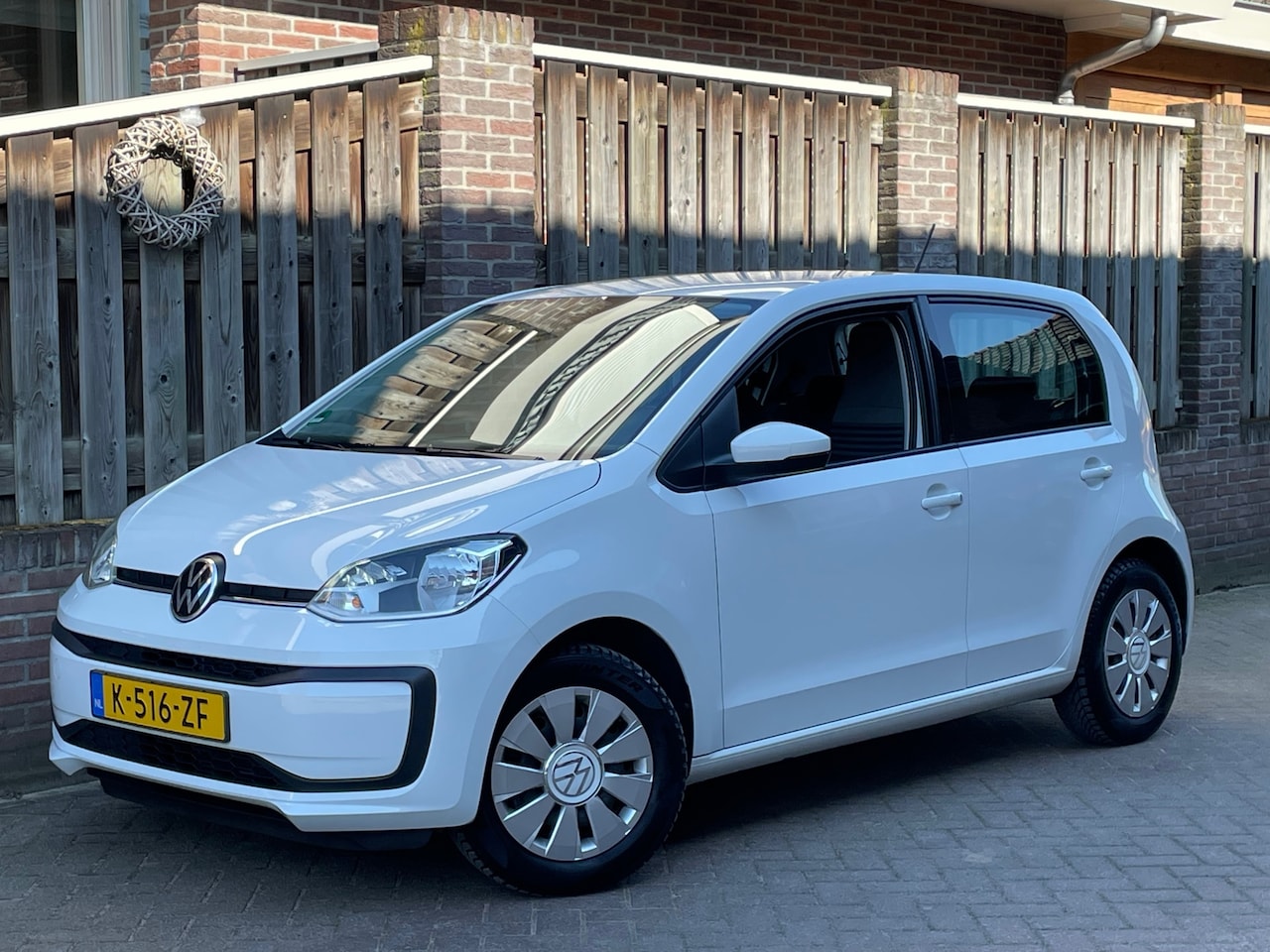 Volkswagen Up! - 1.0 AIRCO/CLIMA, 5-deurs, cruise control, parkeersensor! - AutoWereld.nl