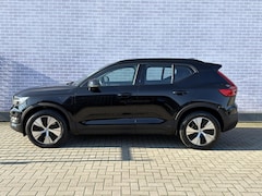 Volvo XC40 - 1.5 T4 Recharge R-Design Expression | Trekhaak | 360º Camera | Verwarmde Voorstoelen en Ac