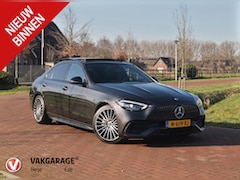 Mercedes-Benz C-klasse - 180 AMG Line | AMG-Pakket | Panoramadak | Camera | Sfeerverlichting | Burmester | NL-Auto