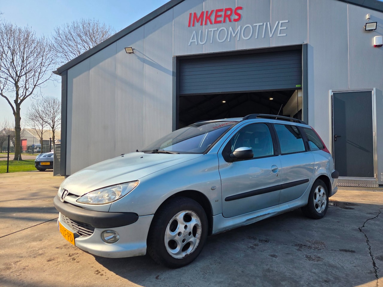 Peugeot 206 SW - 1.4 XS Airco | APK - AutoWereld.nl