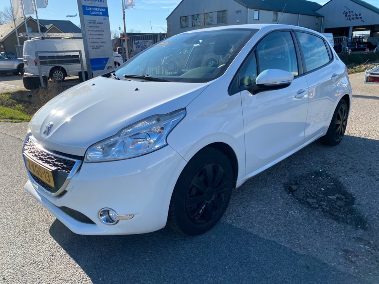 Peugeot 208 - 1.2 Vti Envy 1.2 VTi Envy - AutoWereld.nl