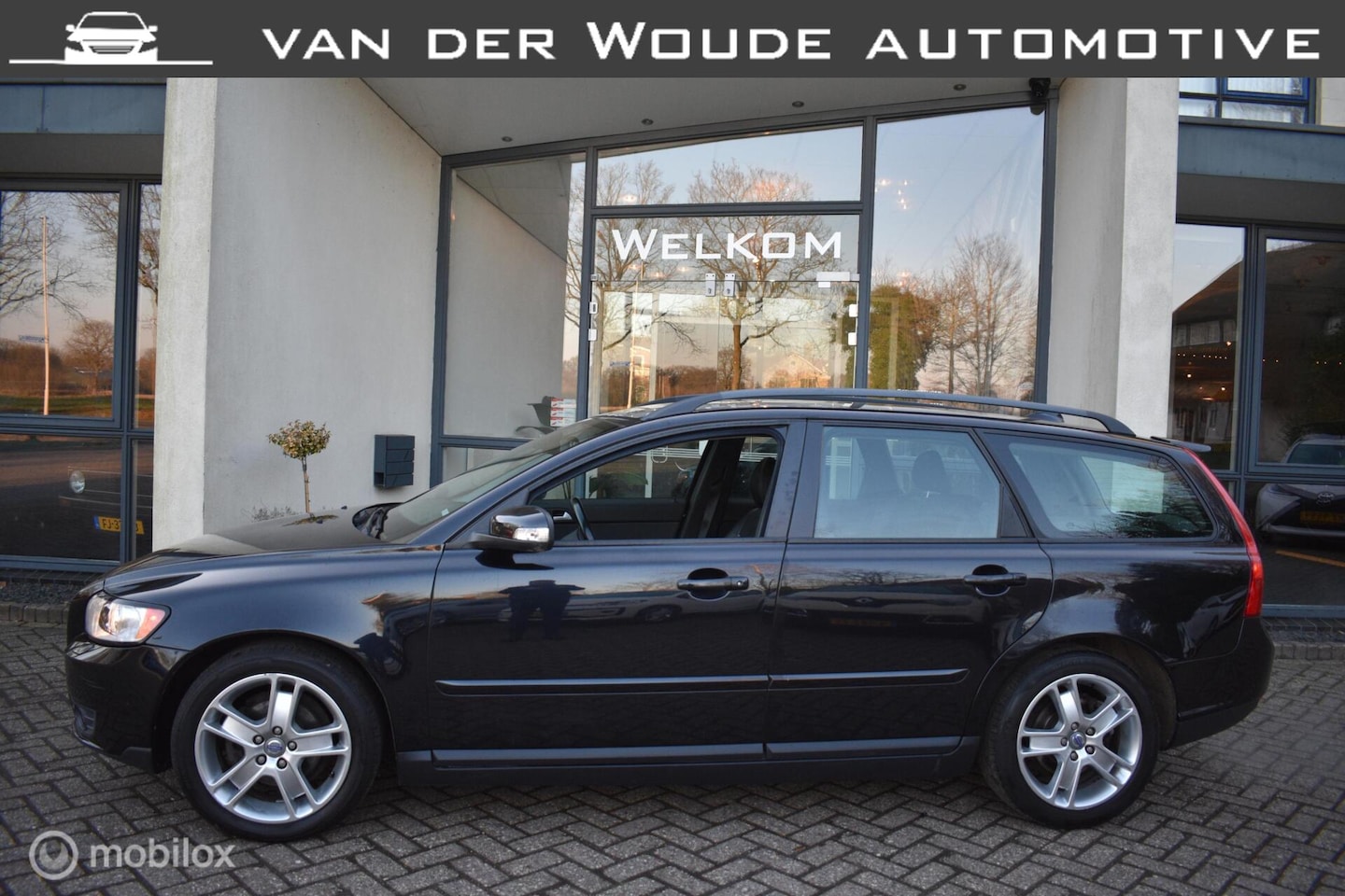 Volvo V50 - 1.8 Momentum '07 Leder|Clima|Cruise|Trekhaak! - AutoWereld.nl