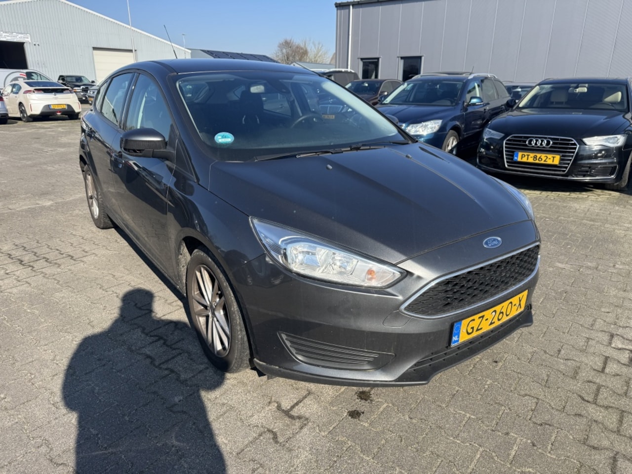 Ford Focus - 1.0 Trend Edition 5-Deurs 2015 Grijs Sportvelgen - AutoWereld.nl