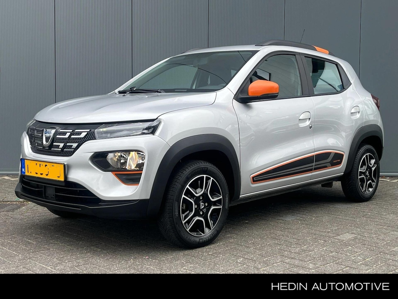 Dacia Spring - Comfort Plus 27 kWh Comfort Plus (Orange Pack) 27 kWh - AutoWereld.nl