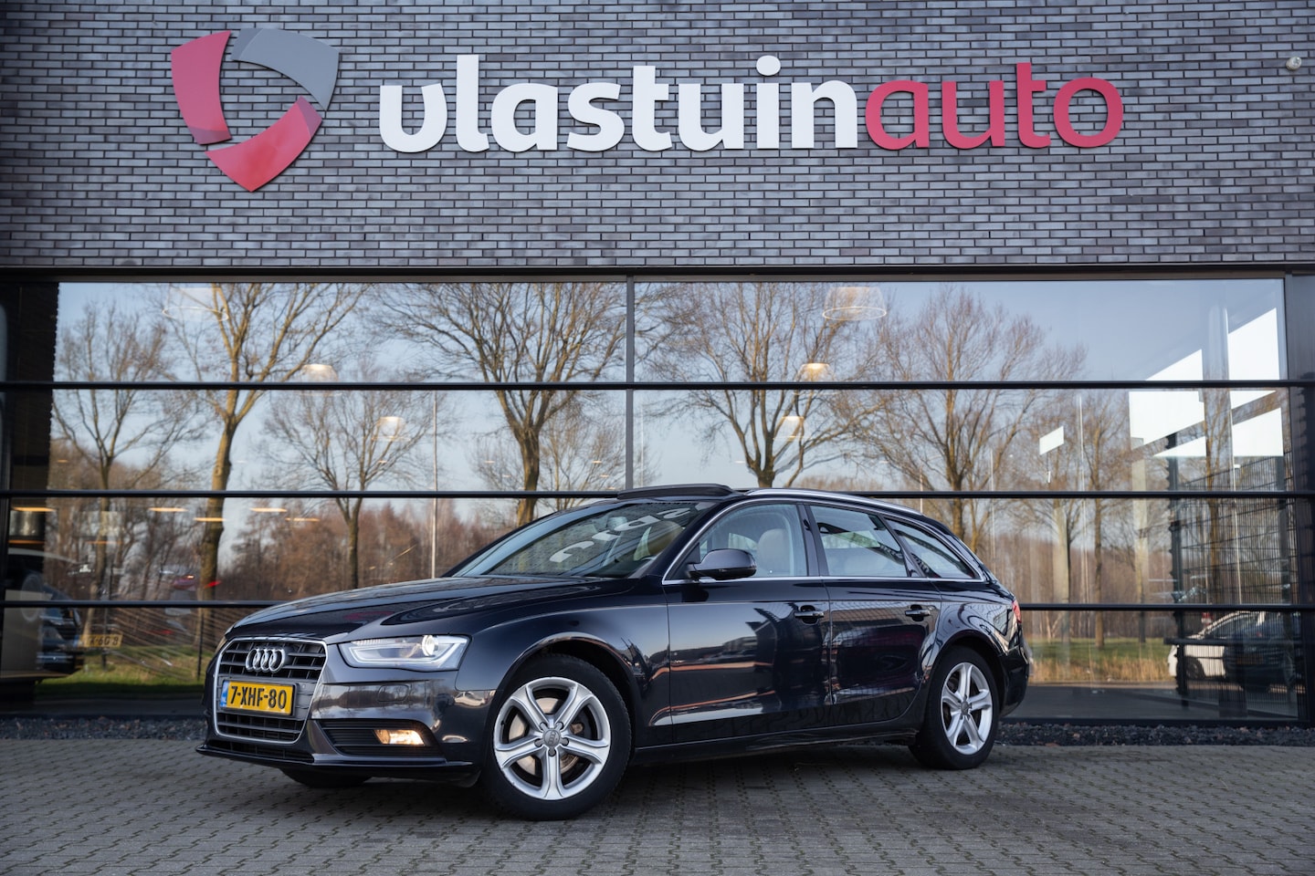 Audi A4 Avant - 1.8 TFSI Business Edition 1.8 TFSI Business Edition , Stoelverwarming, Panoramadak, Apple Carplay, Keyless entry - AutoWereld.nl