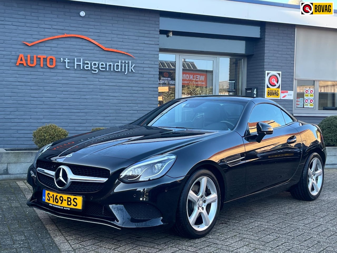Mercedes-Benz SLC - 200 AUT RedArt Edition navi lmv leder - AutoWereld.nl