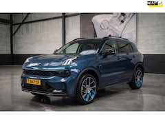 Lynk & Co 01 - 1.5|Plug-In Hybrid 262PK| Zwarte hemel| MY2024| BTW|