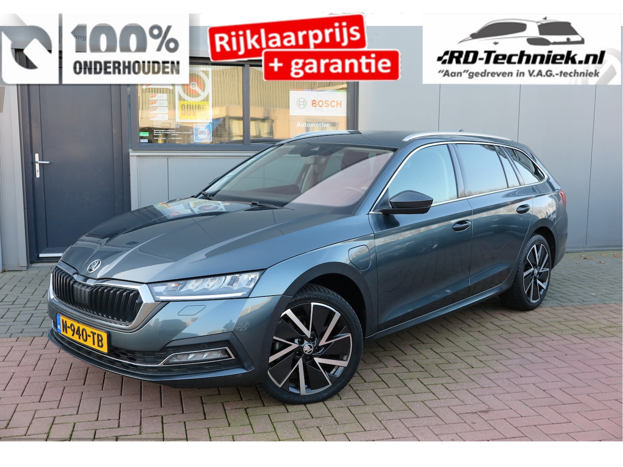 Skoda Octavia Combi - 1.4 TSI iV PHEV Business Edition Plus 1.4 TSI iV 204pk PHEV Business Edition Plus, Trekhaak , Achteruitrijcamera ,Stoelverwarmin - AutoWereld.nl