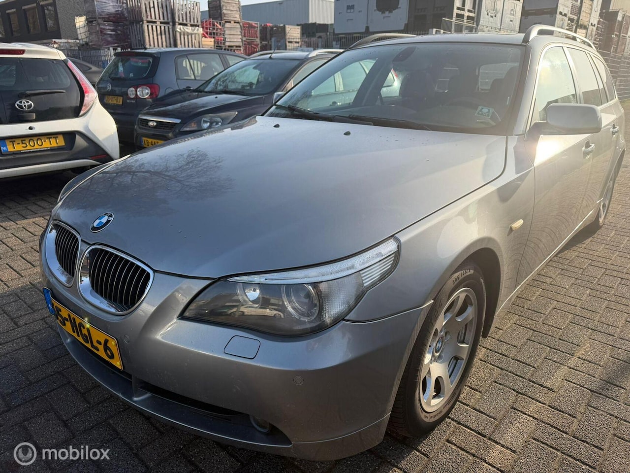BMW 5-serie Touring - 523i Business Line 523i Business Line - AutoWereld.nl