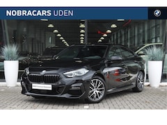 BMW 2-serie Gran Coupé - 218i High Executive M Sport Automaat / Panoramadak / Sportstoelen / Achteruitrijcamera / C